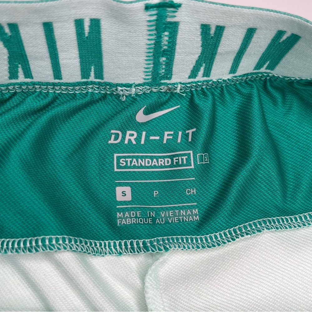 Nike Kids' Dri-FIT Trophy 6-Inch Shorts Size Small - Picture 2 of 7